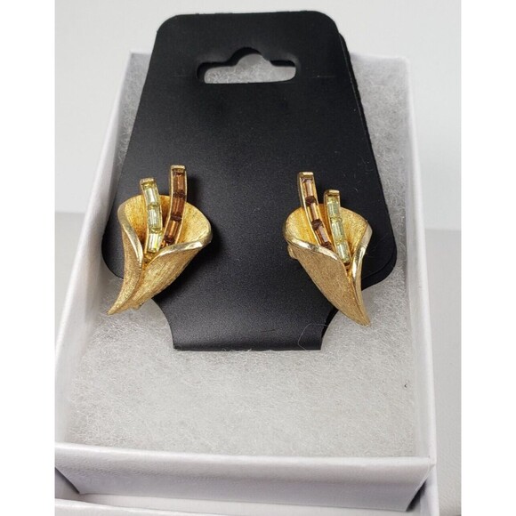 Vintage 1950's Cora Calla Lily Brown Yellow Baguette Rhinestone Clip-On Earrings - Picture 2 of 14